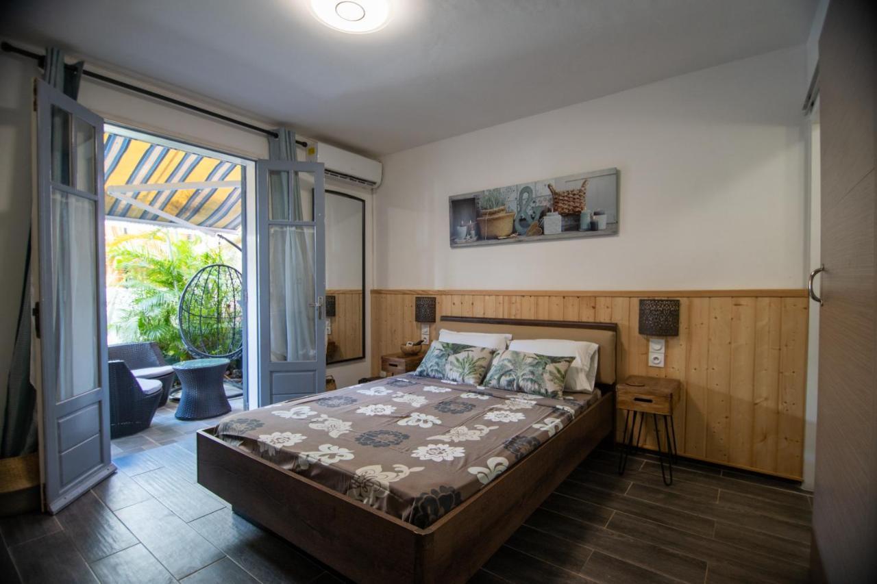 Appartements Et Chambres En Coeur De Ville Saint-Denis - Entree Autonome - Check In 14H30- Zewnętrze zdjęcie