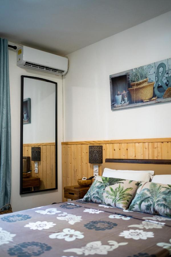 Appartements Et Chambres En Coeur De Ville Saint-Denis - Entree Autonome - Check In 14H30- Zewnętrze zdjęcie