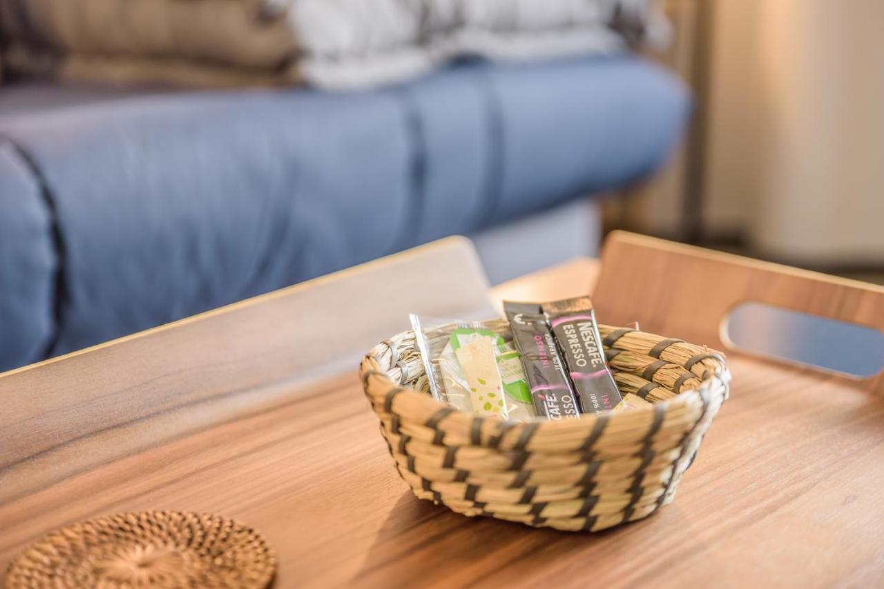 Appartements Et Chambres En Coeur De Ville Saint-Denis - Entree Autonome - Check In 14H30- Zewnętrze zdjęcie
