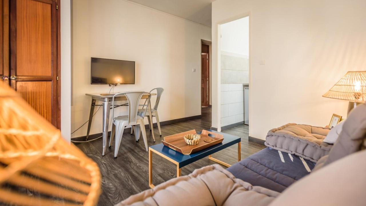 Appartements Et Chambres En Coeur De Ville Saint-Denis - Entree Autonome - Check In 14H30- Zewnętrze zdjęcie